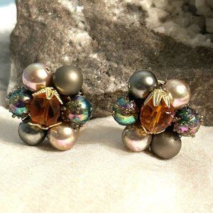 Decorative Cluster Clip On Earrings